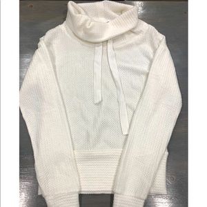 ⭐️Cozy Sweater⭐️